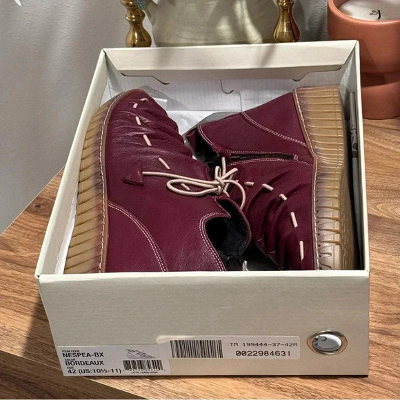 Spring Step 42 Nespea Ankle Comfort Wedge Booties Burgundy Leather Western NIB - Picture 6 of 7